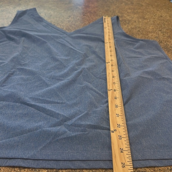 Eddie Bauer Departure V Neck Sleeveless Tank Size XL Blue Relaxed Fit Athletic - Picture 11 of 12